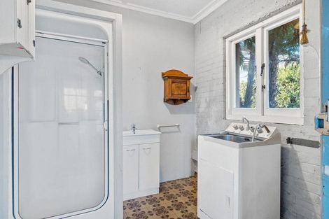 Photo of property in 8 Annandale Avenue, Takaro, Palmerston North, 4410