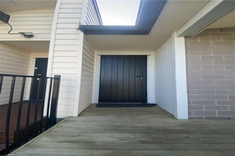 Photo of property in 3a Cronshaw Road, Karaka, Papakura, 2113