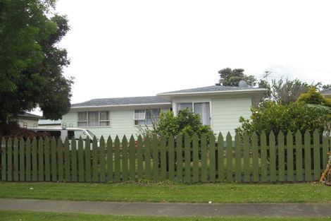 Photo of property in 19 Mon Desir Place, Manurewa, Auckland, 2102