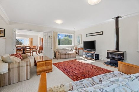 Photo of property in 42 Evelyn Road, Cockle Bay, Auckland, 2014