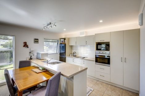 Photo of property in 4 Mcnaughton Place, Onekawa, Napier, 4110