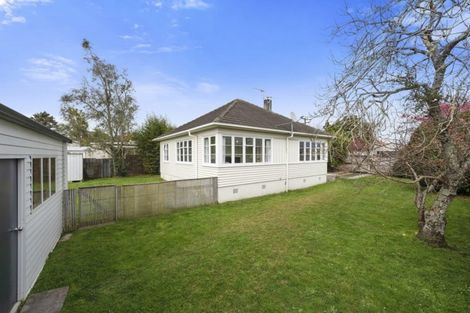 Photo of property in 4 Casey Avenue, Fairfield, Hamilton, 3214