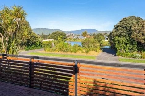 Photo of property in 179 Tutere Street, Waikanae Beach, Waikanae, 5036