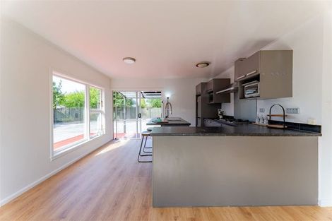 Photo of property in 20 Flay Crescent, Burnside, Christchurch, 8053