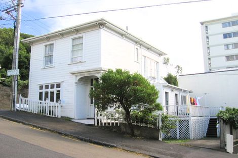 Photo of property in 18 Newman Terrace, Thorndon, Wellington, 6011