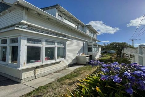 Photo of property in 56 Marine Parade, North New Brighton, Christchurch, 8083