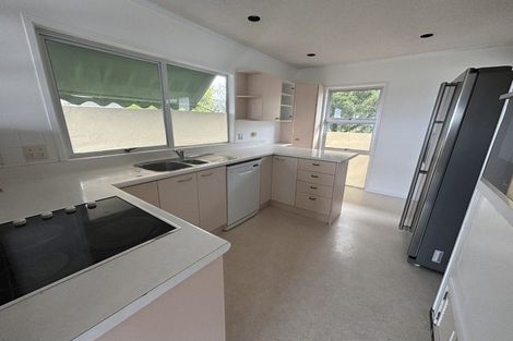 Photo of property in 198 Clovelly Road, Bucklands Beach, Auckland, 2012