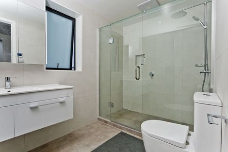 Photo of property in 8 Windlass Street, Long Bay, Auckland, 0630