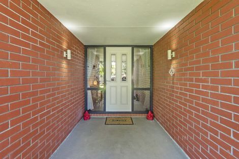 Photo of property in 23 Bridge Street, Southbridge, 7602