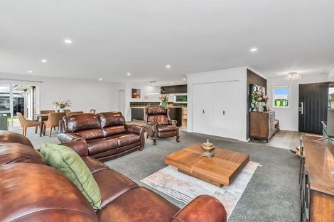 Photo of property in 2 Highworth Crescent, Rolleston, 7615