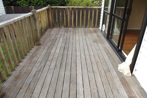 Photo of property in 11 Luckie Street, Tawa, Wellington, 5028