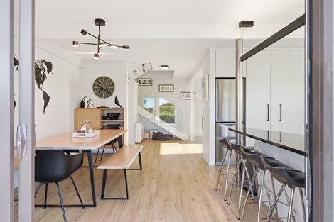 Photo of property in 670 Papamoa Beach Road, Papamoa Beach, Papamoa, 3118