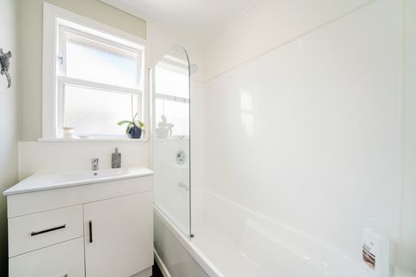 Photo of property in 11 Byron Street, Trentham, Upper Hutt, 5018