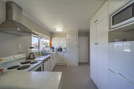 Photo of property in 18 Veronica Avenue, Marewa, Napier, 4110