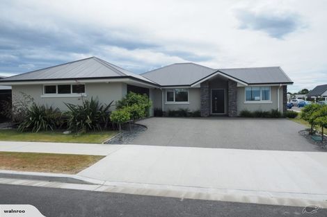 Photo of property in 2 Brantholme Place, Rangiora, 7400
