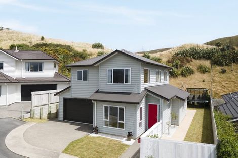 Photo of property in 17 Bickerton Rise, Churton Park, Wellington, 6037