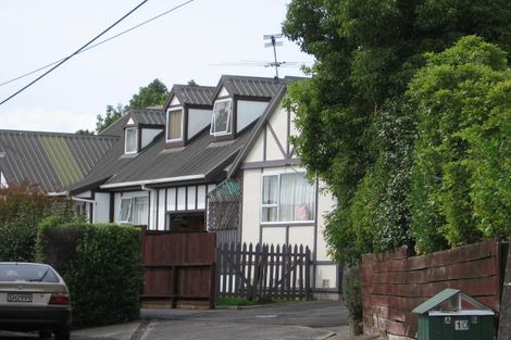 Photo of property in 10 Harding Avenue, Te Atatu South, Auckland, 0610