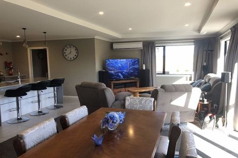 Photo of property in 64 Watkins Drive, Rangiora, 7400