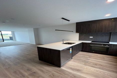 Photo of property in 9/18 Karengo Street, Long Bay, Auckland, 0630