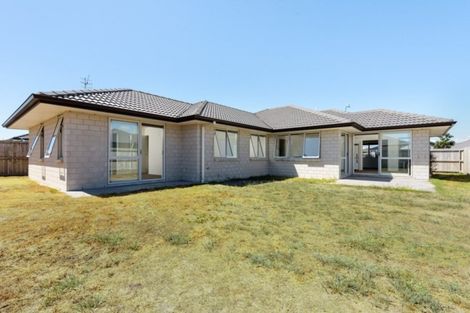 Photo of property in 30 Livingstone Drive, Papamoa Beach, Papamoa, 3118