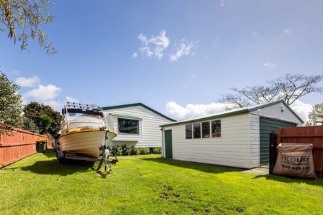 Photo of property in 5 Caulfield Place, Nawton, Hamilton, 3200