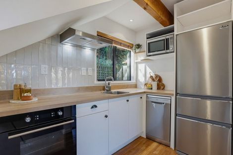 Photo of property in 6888e Christchurch Akaroa Road, Takamatua, 7581