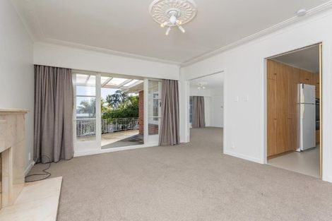 Photo of property in 2 Saratoga Avenue, Herne Bay, Auckland, 1011