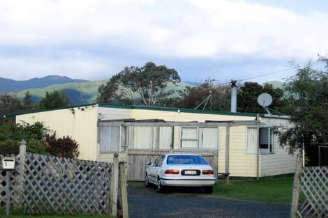 Photo of property in 16 Walton Road, Paraparaumu Beach, Paraparaumu, 5032
