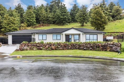 Photo of property in 25 Catherin Servant Close, Maunu, Whangarei, 0110