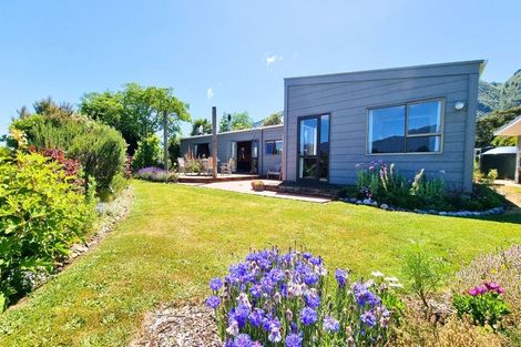 Photo of property in 246 East Takaka Road, East Takaka, Takaka, 7183