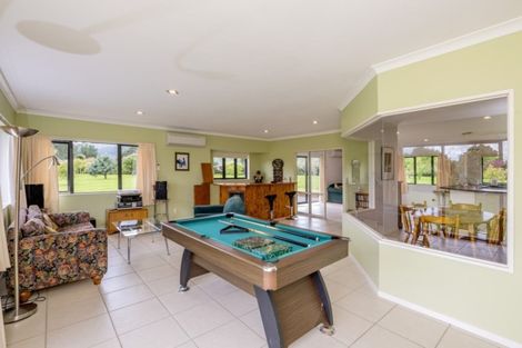 Photo of property in 16 Pukematawai Lane, Levin, 5571
