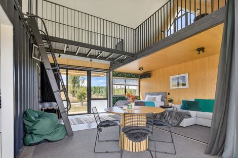 Photo of property in 1535a Teviot Road, Millers Flat, Roxburgh, 9572