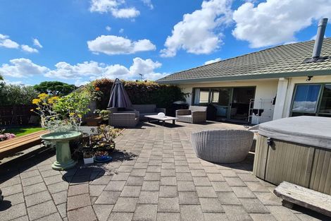 Photo of property in 3 Emsworth Court, Pukekohe, 2120