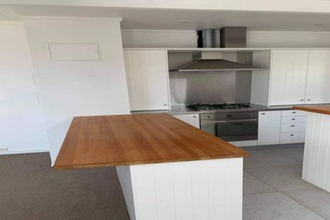 Photo of property in 3/252 Hurstmere Road, Takapuna, Auckland, 0622