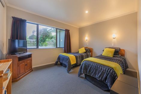 Photo of property in 6 Mowhanau Drive, Kai Iwi, Whanganui, 4574