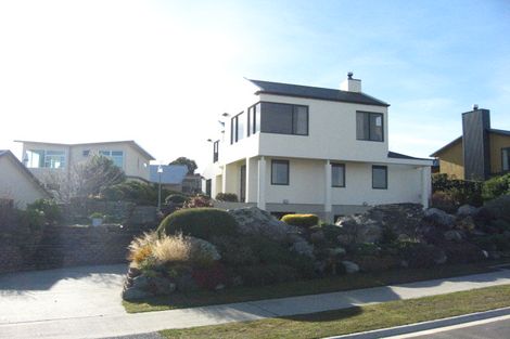 Photo of property in 8 Poplar Drive, Kelvin Heights, Queenstown, 9300