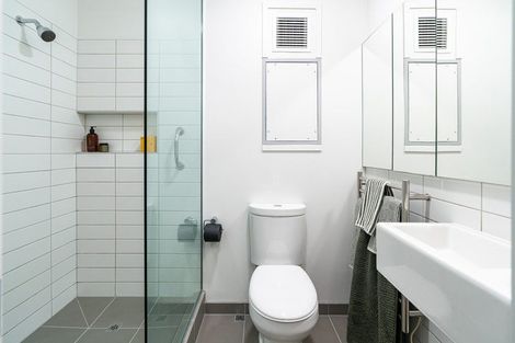 Photo of property in Herbert Gardens, 186 The Terrace, Wellington Central, Wellington, 6011