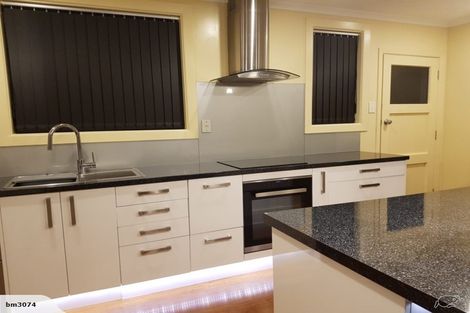 Photo of property in 16 Lyon Street, Glengarry, Invercargill, 9810