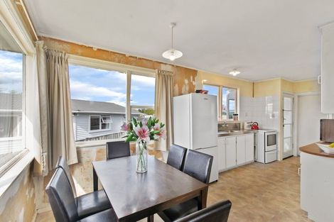 Photo of property in 76 Cargill Street, Papakura, 2110