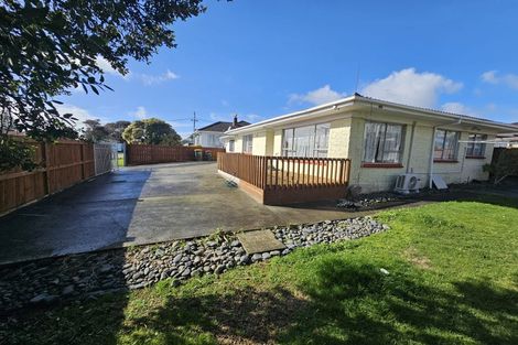 Photo of property in 156 Manuroa Road, Takanini, 2112