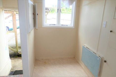 Photo of property in 59 Pah Road, Cockle Bay, Auckland, 2014