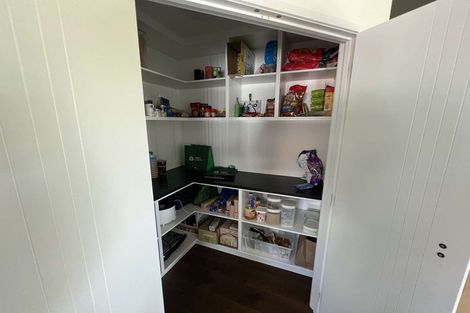 Photo of property in 8e Grenada Avenue, Forrest Hill, Auckland, 0620