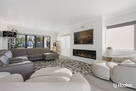 Photo of property in 33 The Crescent, Waihi Beach, 3611