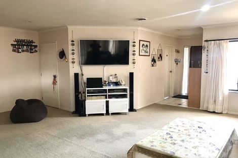 Photo of property in 160 Smales Road, East Tamaki, Auckland, 2013