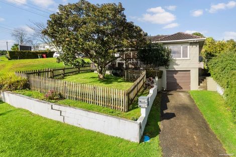 Photo of property in 1/8 Alexander Avenue, Torbay, Auckland, 0630