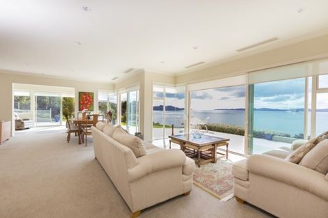 Photo of property in 30 Puriri Place, Sandspit, Warkworth, 0982