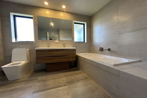 Photo of property in 9 St Claire Road, Silverdale, 0932