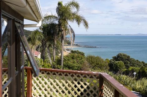 Photo of property in 20 Leslie Road, Cable Bay, 0420