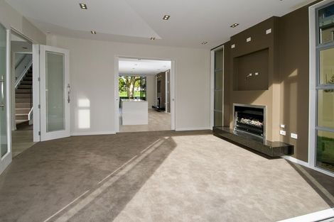 Photo of property in 126 Wheturangi Road, Greenlane, Auckland, 1051