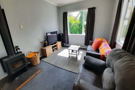 Photo of property in 11 Lowery Street, Milton, 9291